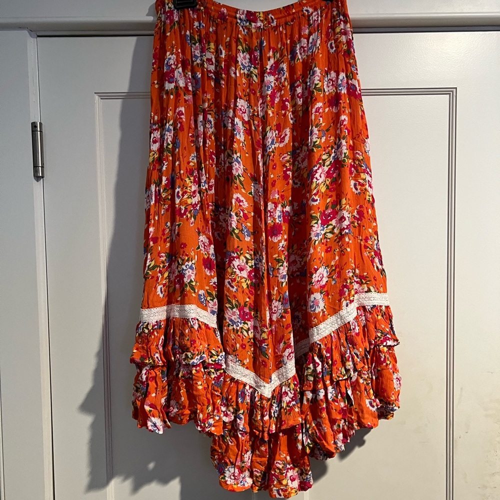 Spell Revolver Skirt - Sz. XL - Picture 5 of 11
